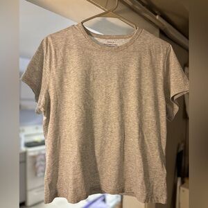 Abercrombie & Fitch Gray Short Sleeve Tee